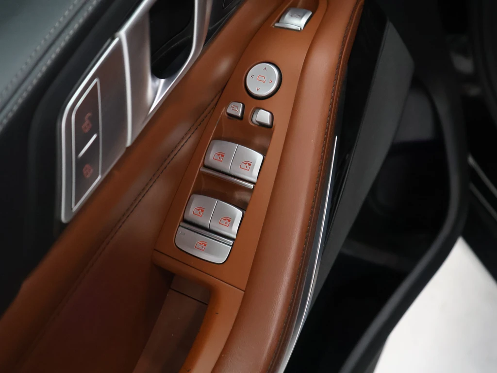 BMW X7 – foto 14