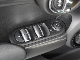 MINI Cooper – thumbnail 15
