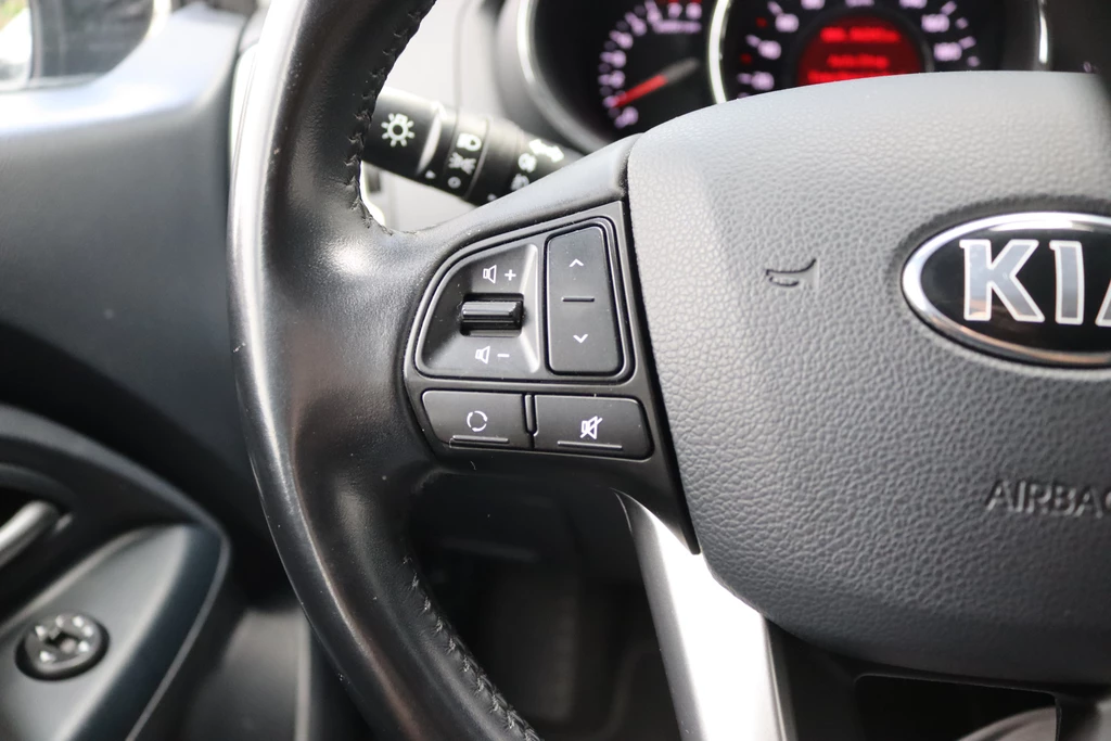 Kia Rio – foto 18