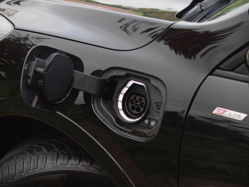 Ford Kuga – foto 16