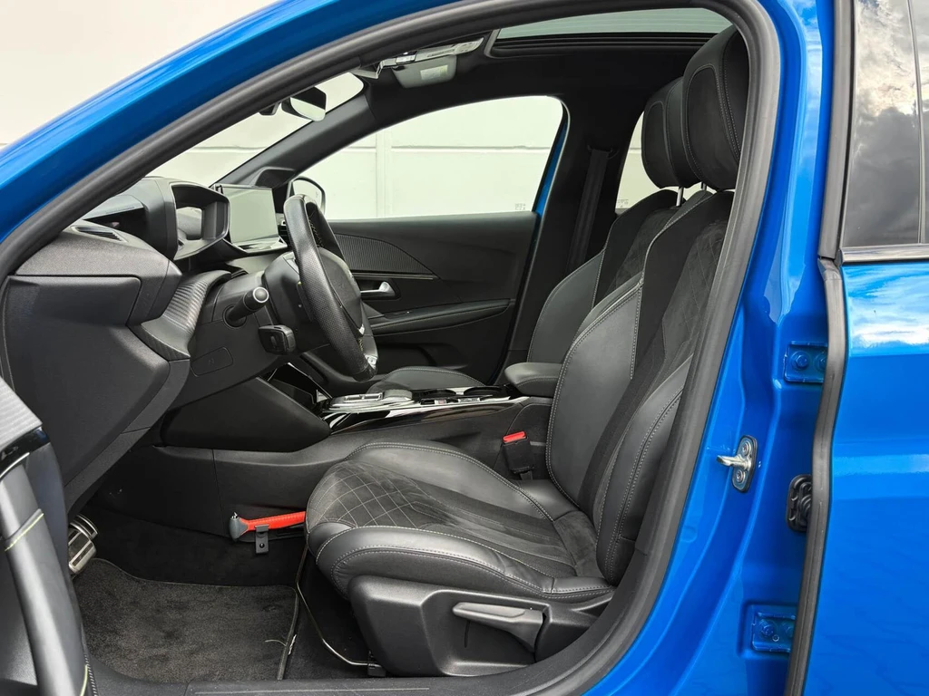 Peugeot e-208 – foto 17