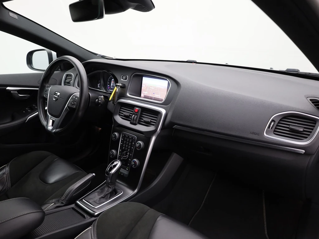 Volvo V40 – foto 28
