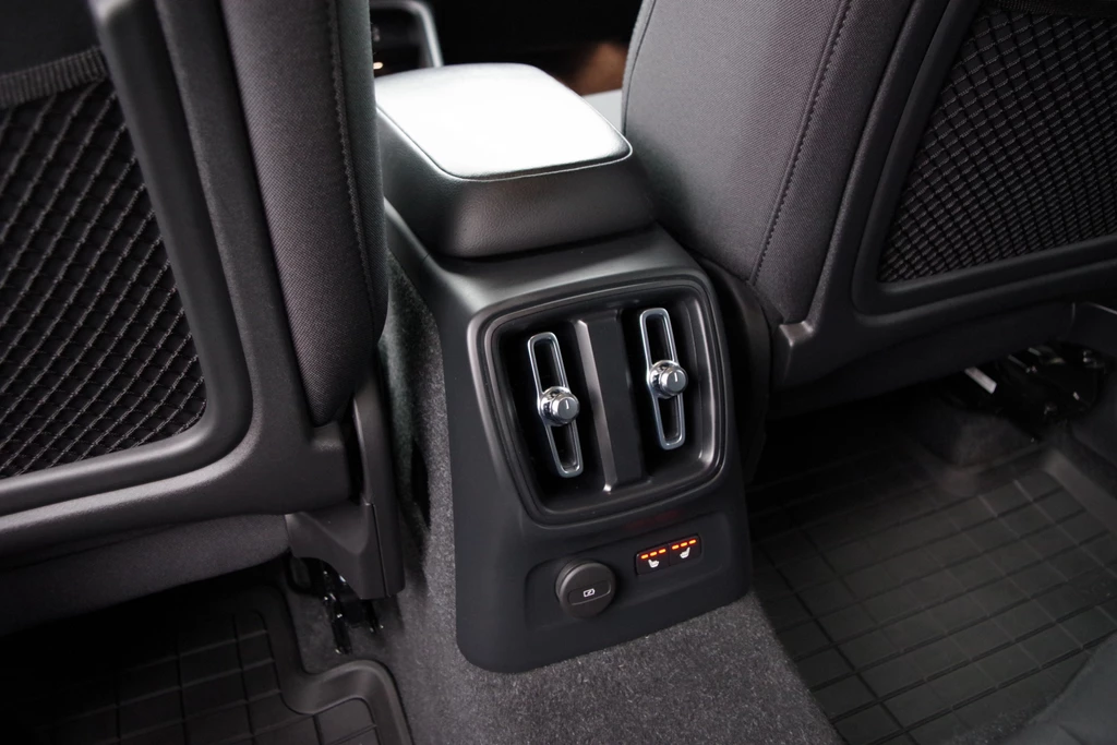 Volvo XC40 – foto 25