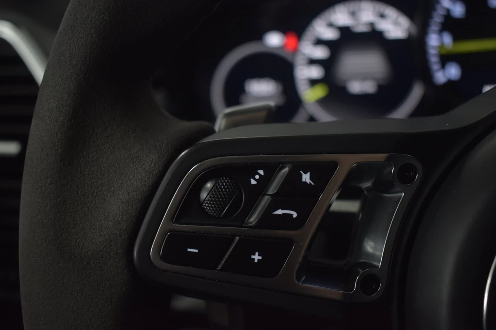 Porsche Cayenne – foto 27