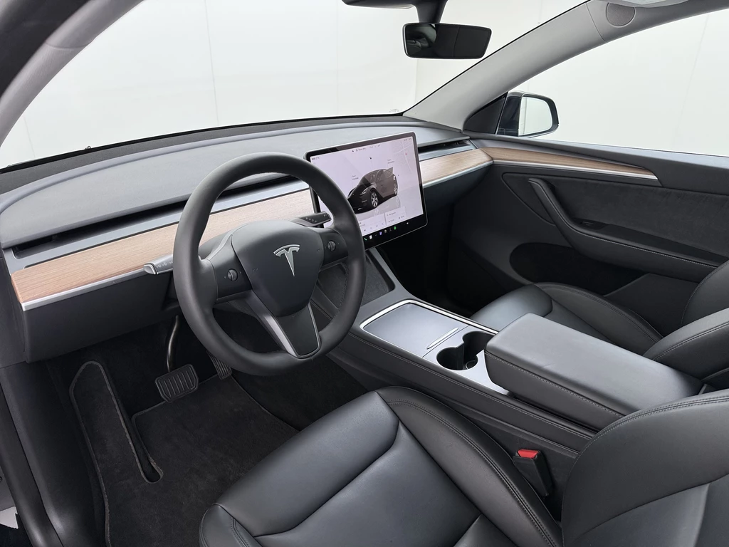 Tesla Model Y – foto 12