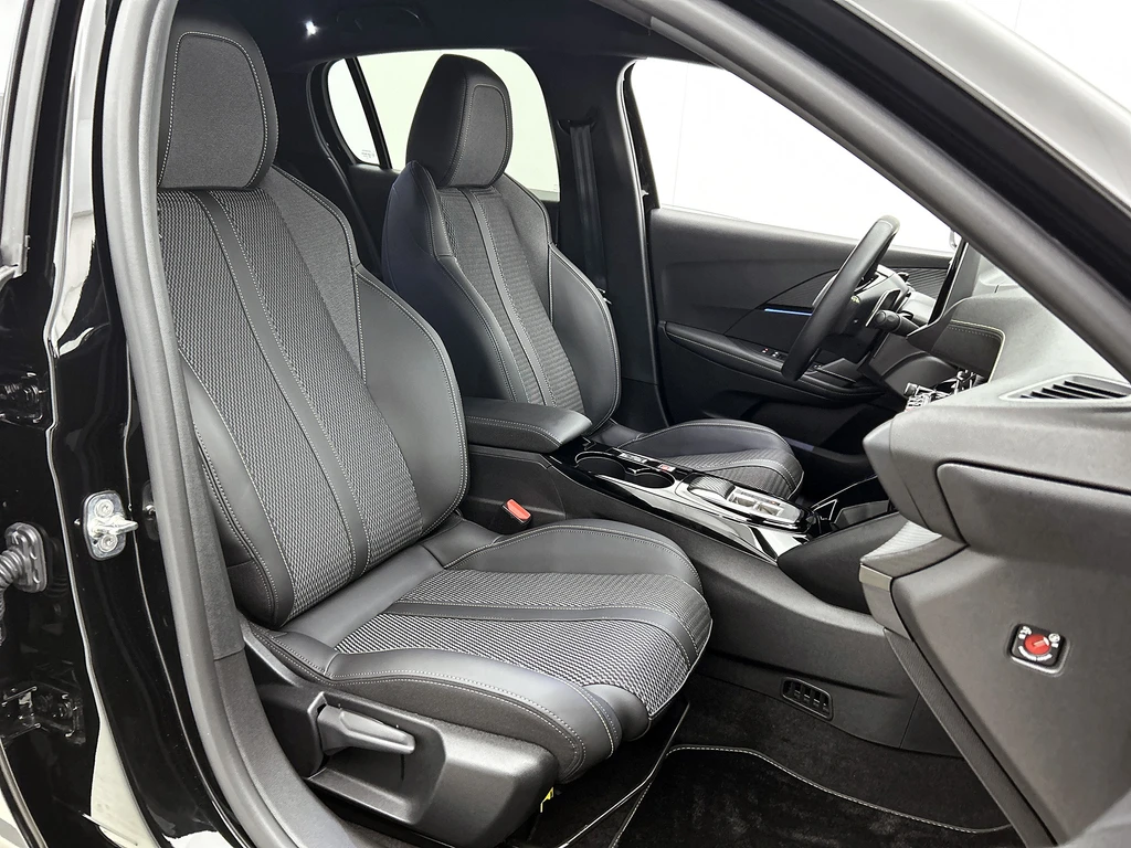 Peugeot 208 – foto 40