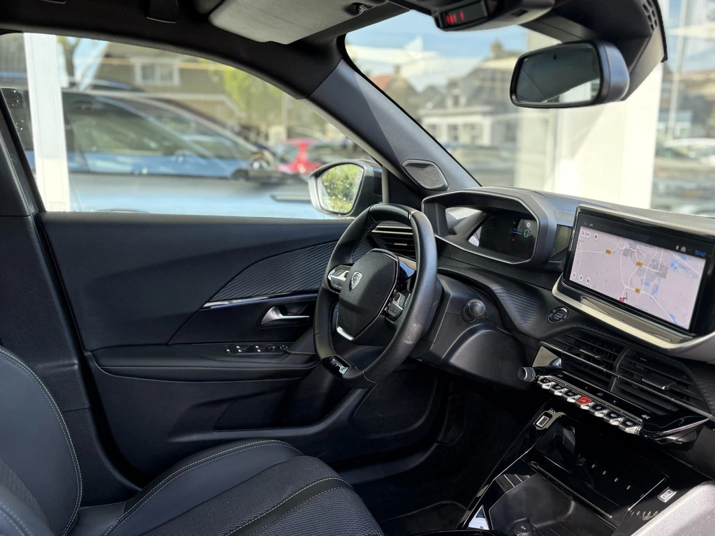 Peugeot e-2008 – foto 13