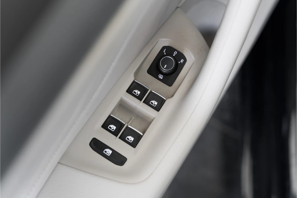 Volkswagen Passat – foto 32