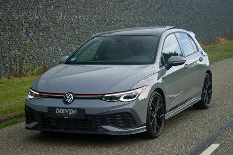Volkswagen Golf 8 GTI Clubsport|Leder - Pano - H/K - Estoril