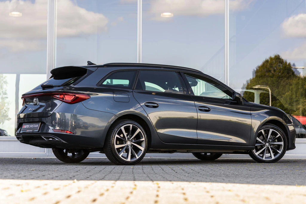 SEAT Leon – foto 6