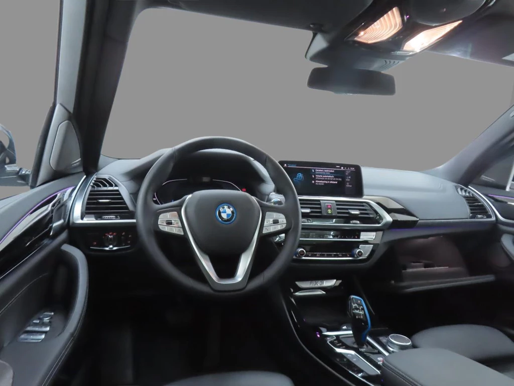 BMW iX3 – foto 6
