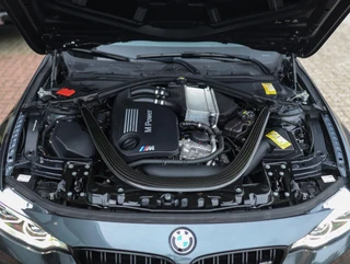 BMW M4 – thumbnail 25