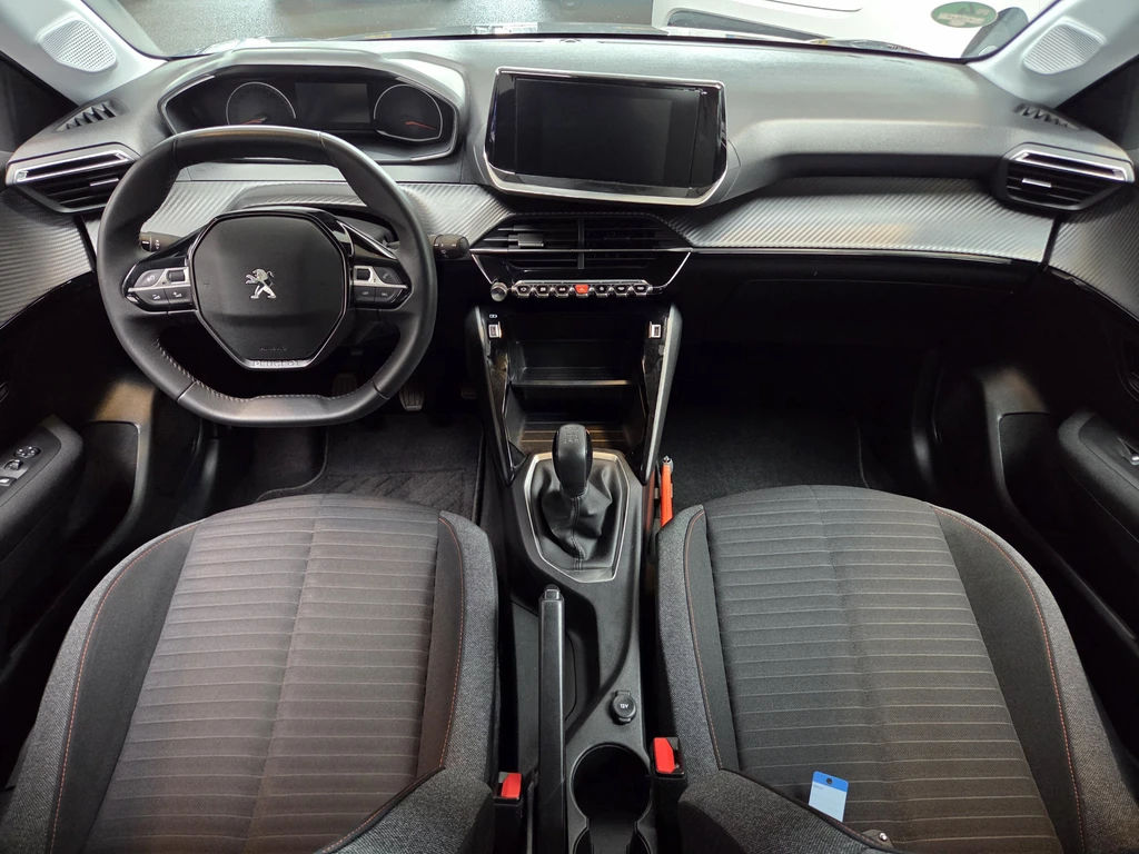 Peugeot 208 – foto 15