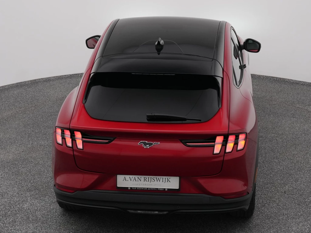 Ford Mustang Mach-E – foto 8