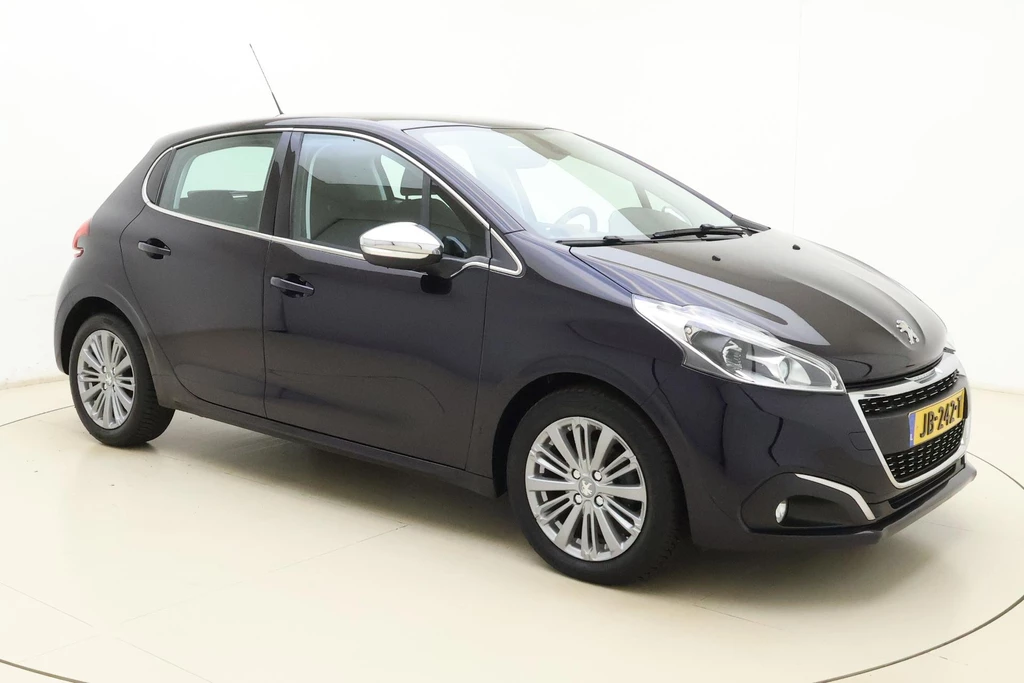 Peugeot 208 – foto 8