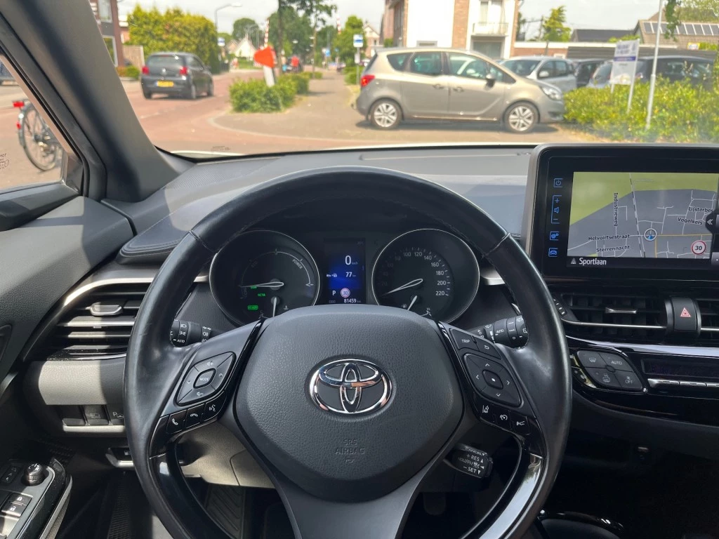 Toyota C-HR – foto 8