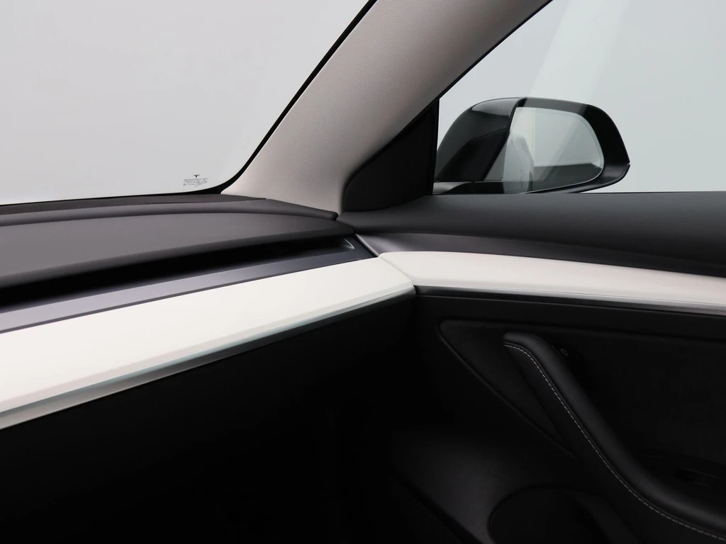 Tesla Model 3 – foto 26