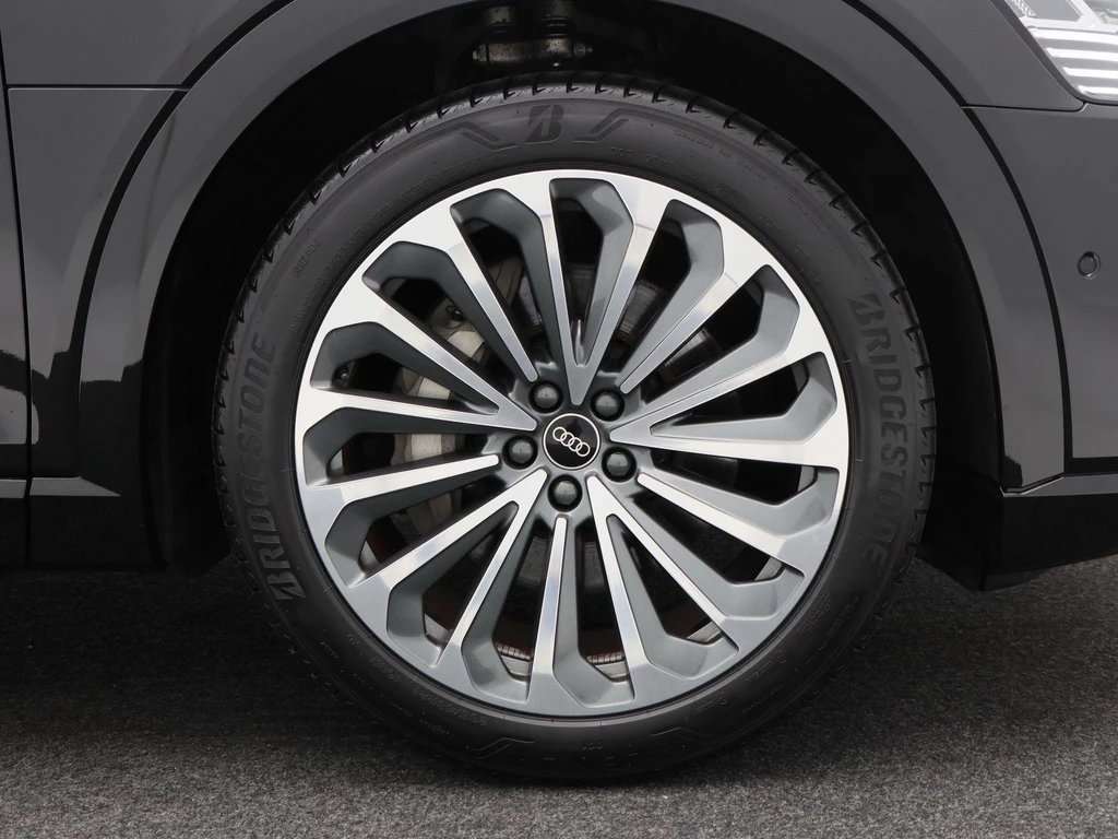Audi e-tron – foto 16