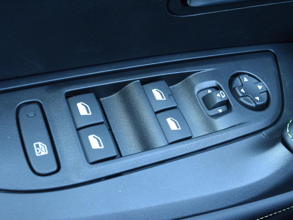 Peugeot e-2008 – foto 19