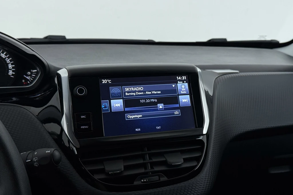 Peugeot 208 – foto 23