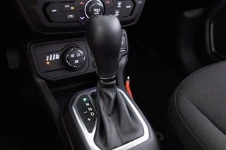 Jeep Renegade – thumbnail 22