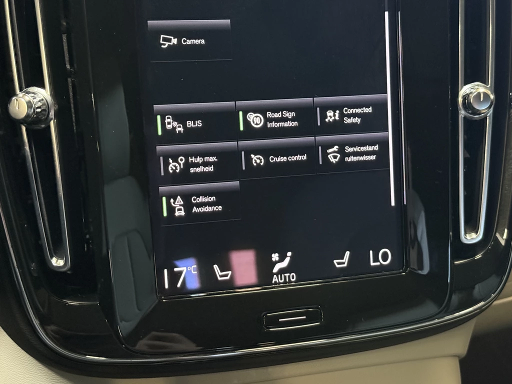 Volvo XC40 – foto 28