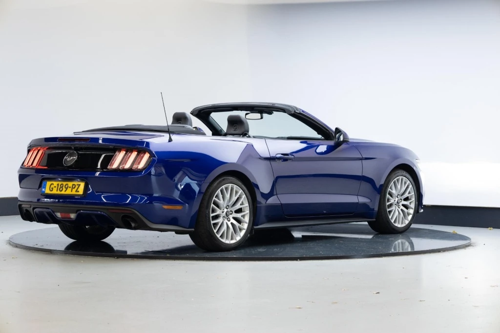 Ford Mustang – foto 9