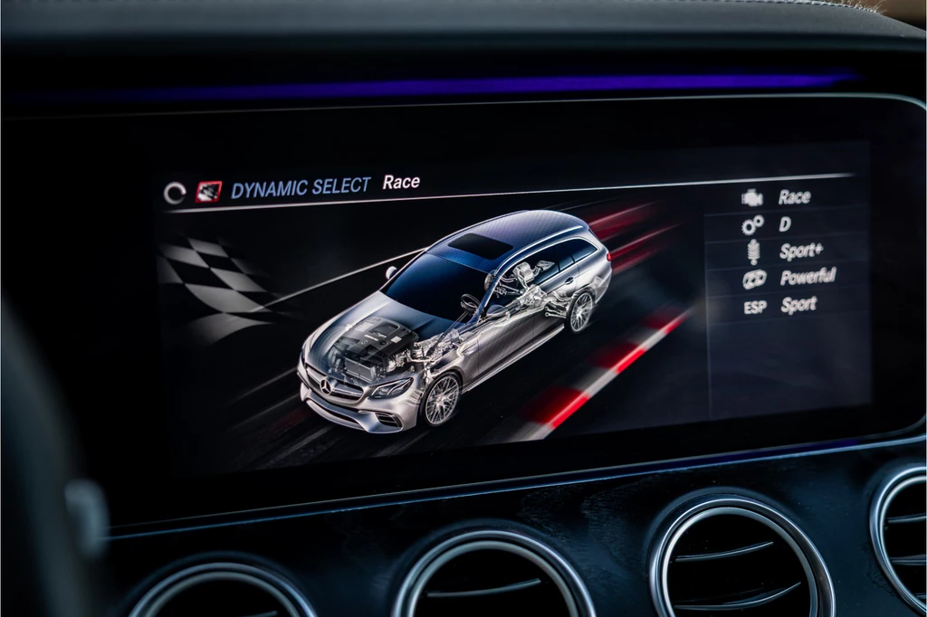 Mercedes-Benz E-Klasse – foto 38