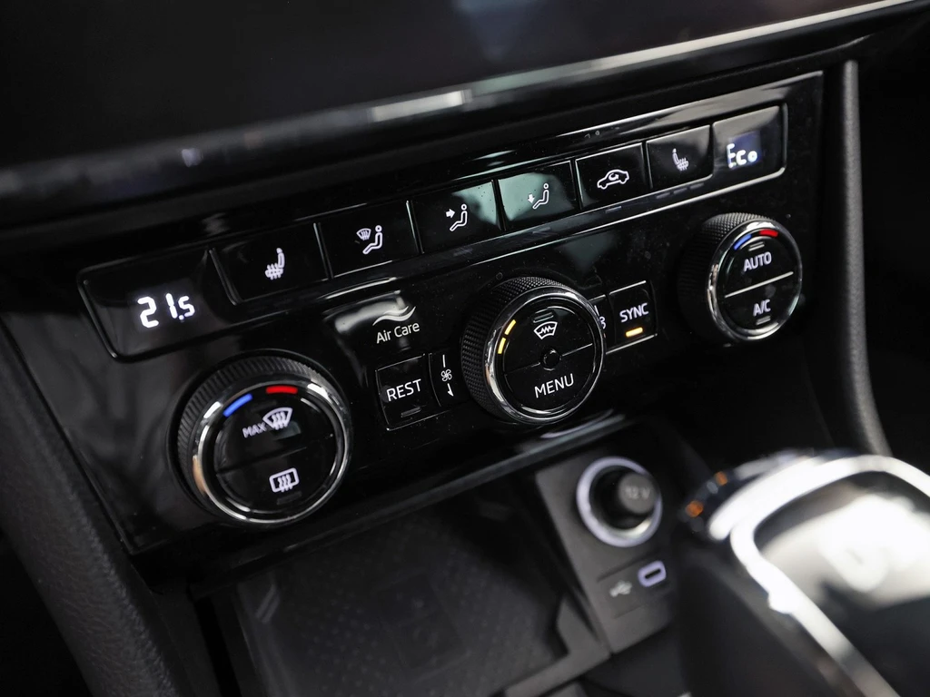 Škoda Superb – foto 11