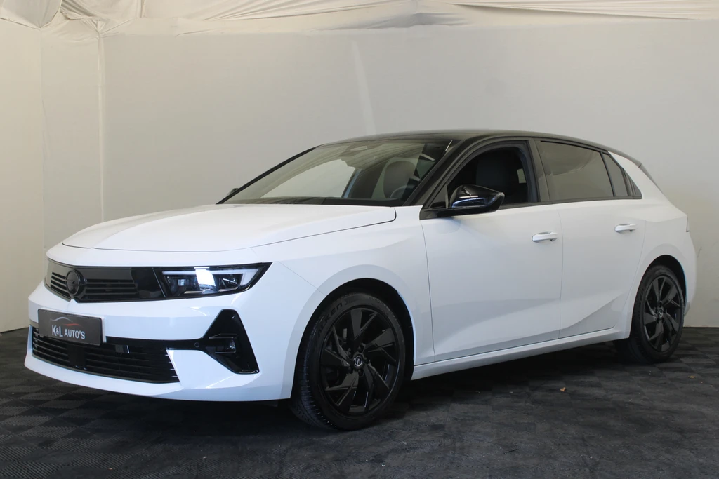 Opel Astra – foto 1