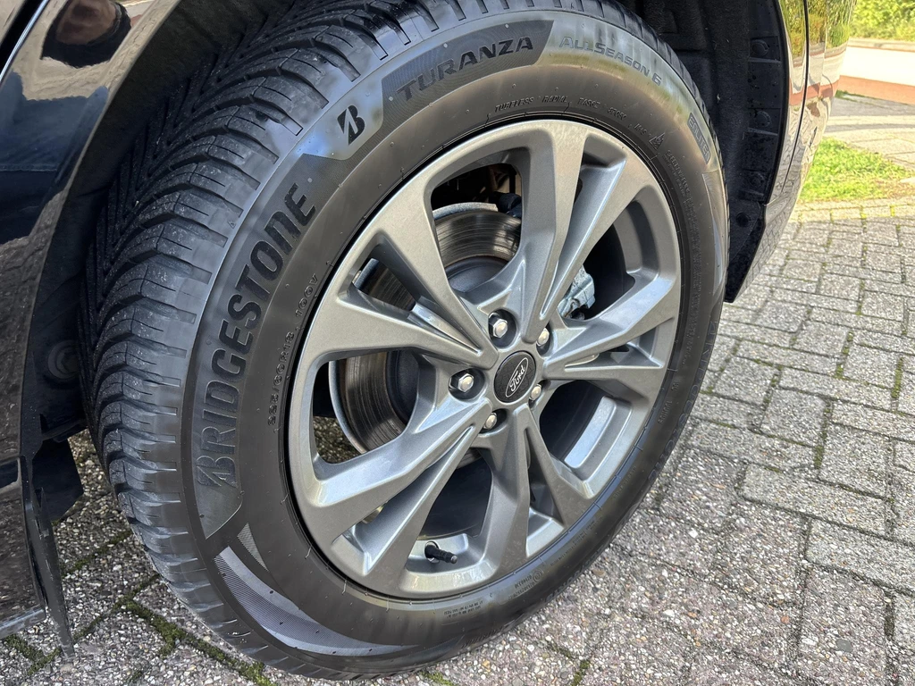 Ford Kuga – foto 11