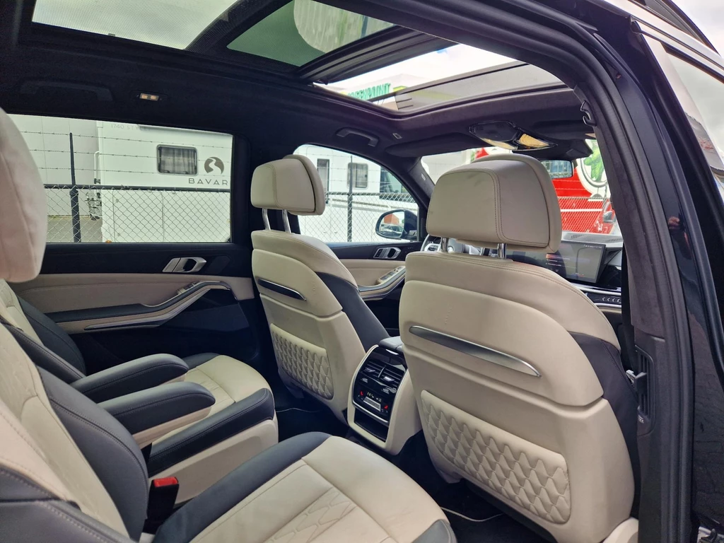 BMW X7 – foto 21