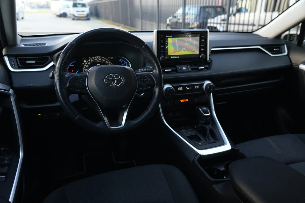 Toyota RAV4 – foto 12