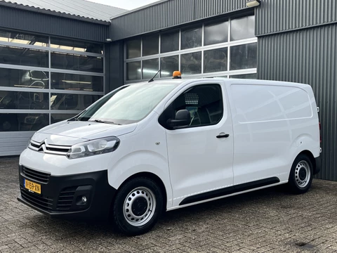 Citroën Jumpy 1.6 HDI Airco Cruise control Trekhaak 2000kg Schuifdeur Kastinrichting Telefoonvoorbereiding 1e eigenaar Euro 6 Parkeerhulp achter Bpm vrij!!