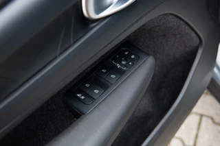 Volvo XC40 – thumbnail 21
