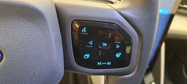 Ford Explorer – foto 16