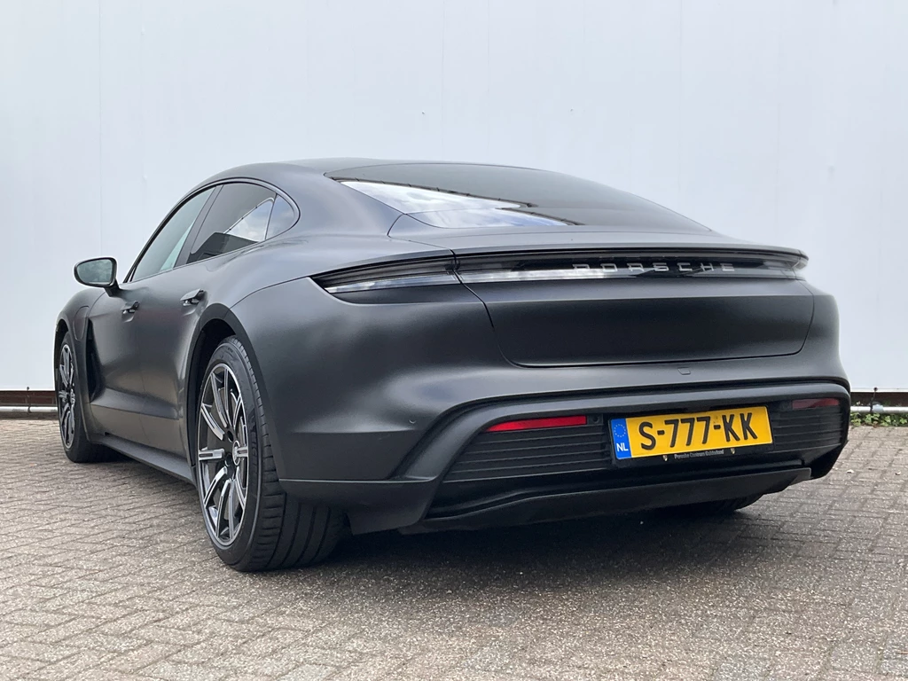 Porsche Taycan – foto 6