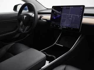 Tesla Model 3 – thumbnail 9