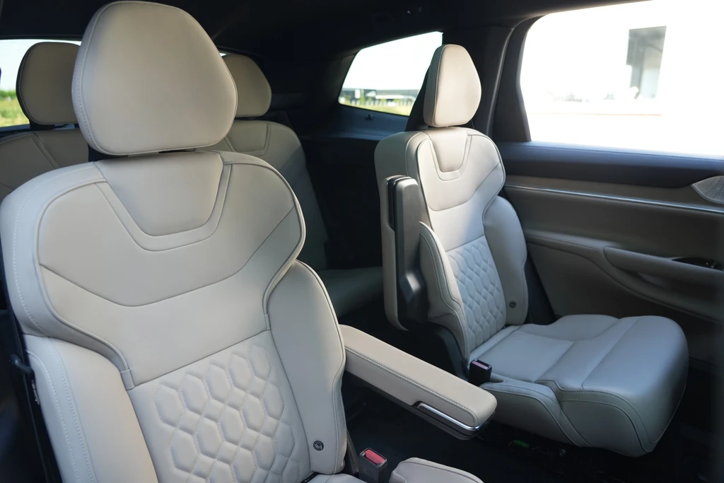 Volvo EX90 – foto 32