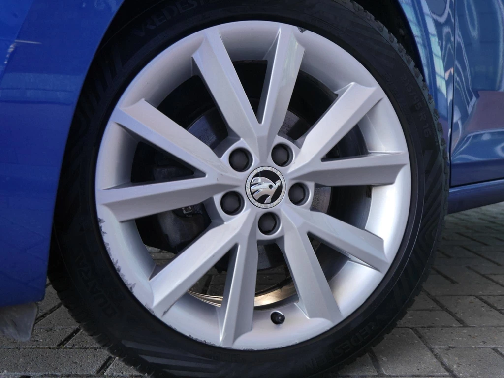 Škoda Rapid – foto 30