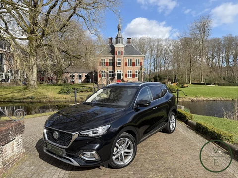 MG EHS 1.5 TGDI Luxury PHEV | Pano | Leder | 360 Camera |