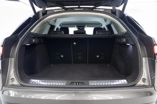 Land Rover Range Rover Velar – thumbnail 28