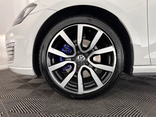 Volkswagen Golf – thumbnail 24