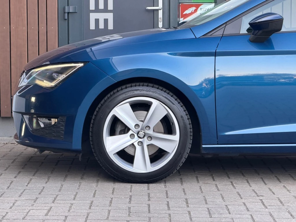 SEAT Leon – foto 7