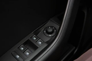 Škoda Superb – thumbnail 25