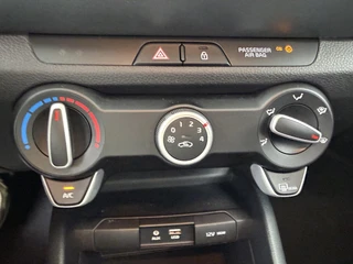 Kia Stonic – thumbnail 22