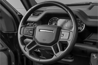 Land Rover Defender – thumbnail 21
