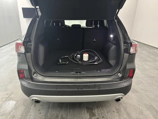 Ford Kuga – thumbnail 9