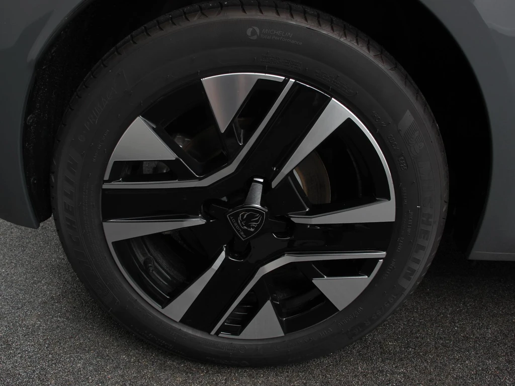 Peugeot e-208 – foto 8