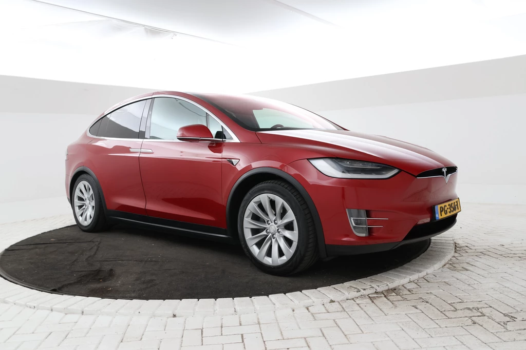 Tesla Model X – foto 5